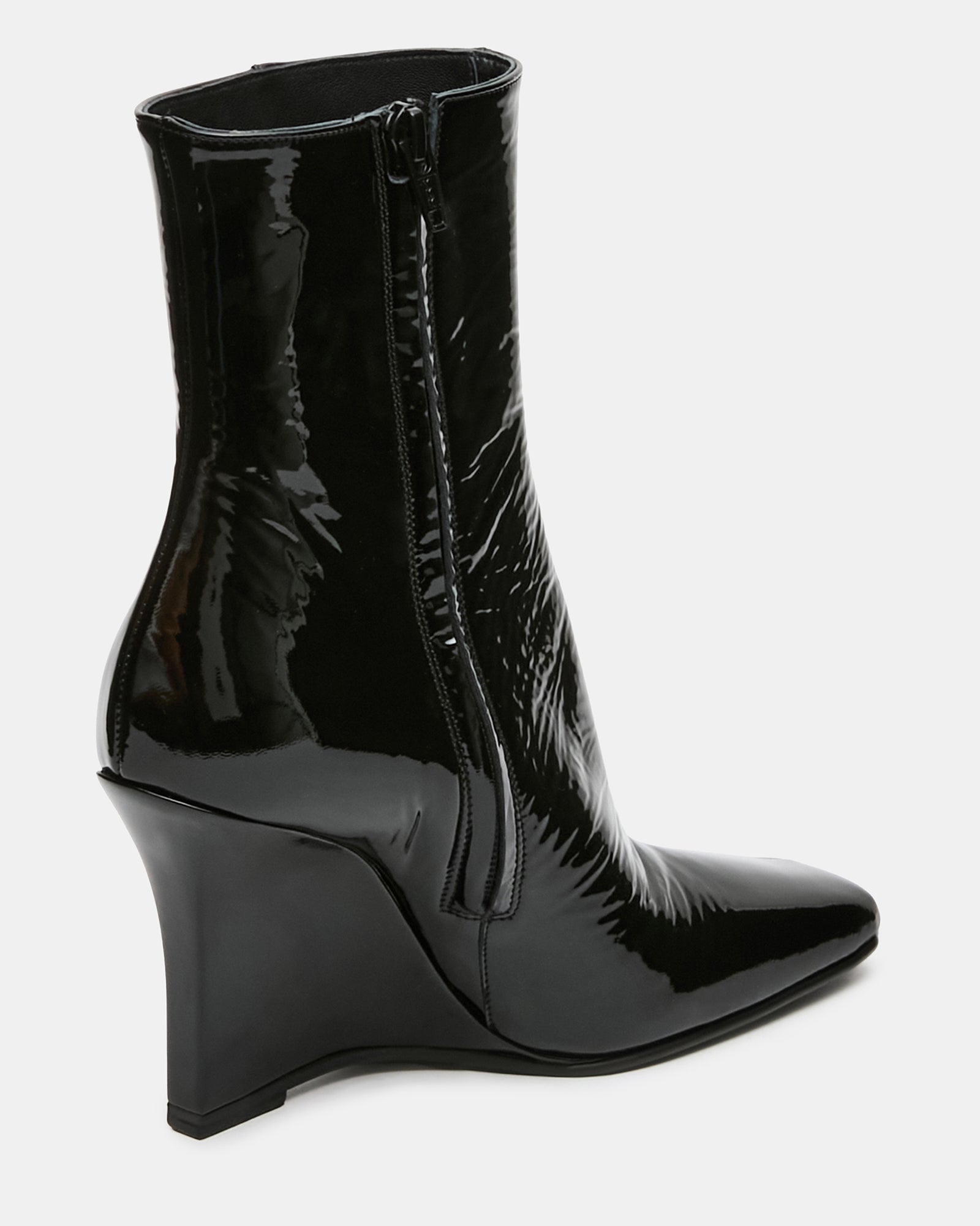 EVOQUE BLACK PATENT